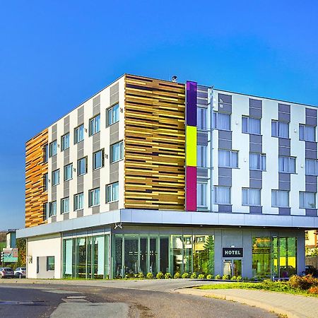 Qubus Hotel Zory Żory Exterior foto